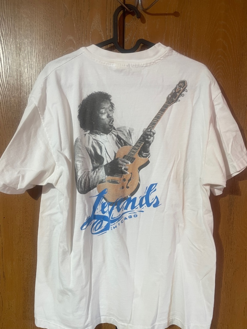 Chicago Buddy Guy’s Legends - White Graphic Tee - Picture 4 of 5